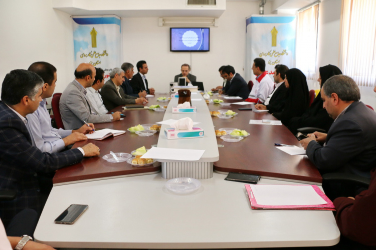 دکتر احمدی به لزوم راه اندازی مراکز نوآوری در جوار مراکز علمی کاربردی تاکید کرد