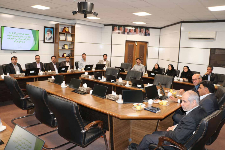 برگزاری جلسه مشترک رییس دانشگاه جامع علمی کاربردی استان یزد با هیات نظارت و ارزیابی و تضمین کیفیت آموزش عالی استان
