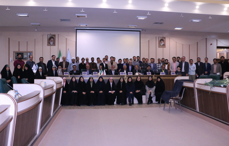 نشست بررسی مسائل و رفع موانع کنش‌گری مؤثر جریان دانشجویی در یزد  با حضور روسای دانشگاه های استان به میزبانی دکتر محمدصالح جوکار نماینده مجلس شورای اسلامی شهر یزد برگزار شد