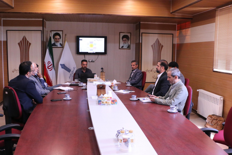 برگزاری جلسه توجیهی صندوق پژوهش و فناوری دانشگاه علمی کاربردی